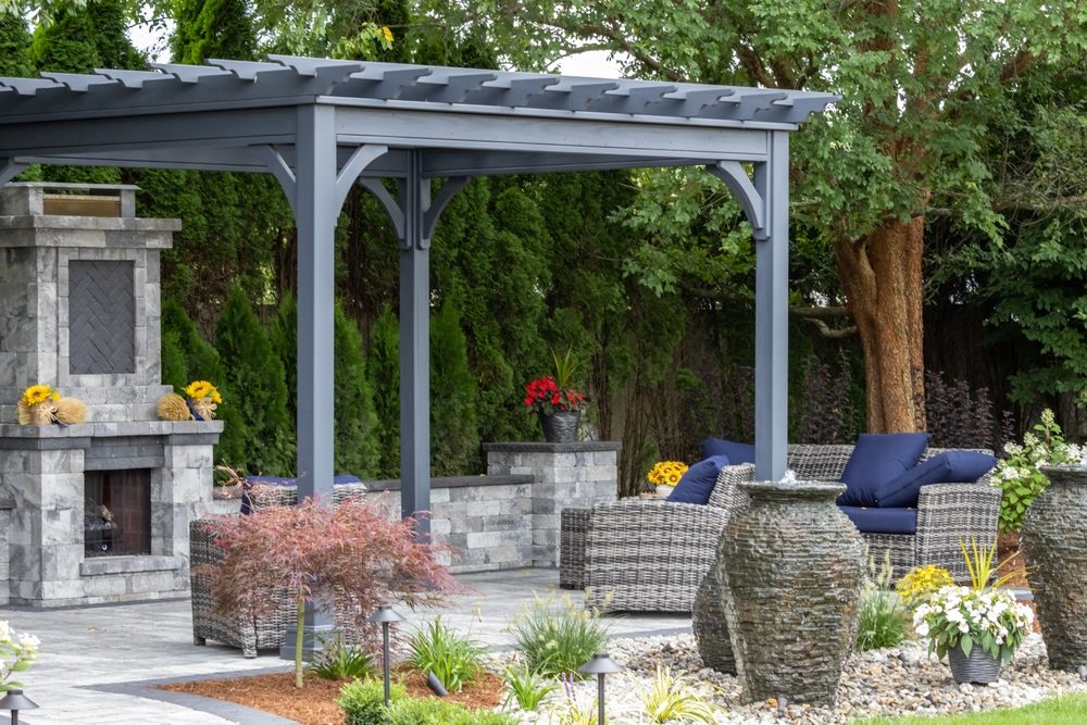 Hardscape Design Trends for 2025: Creating Functional and Stylish Outdoor Spaces
